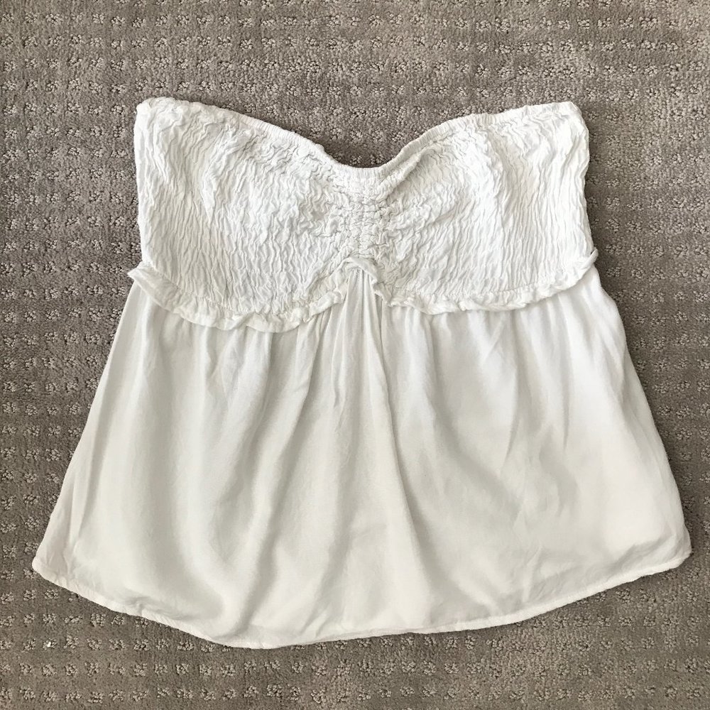 White Ruffle Crop